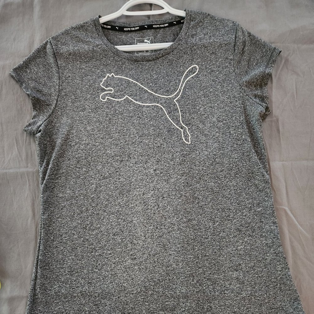 PUMA Ladies SZ Large Workout Shirt Heather Gray